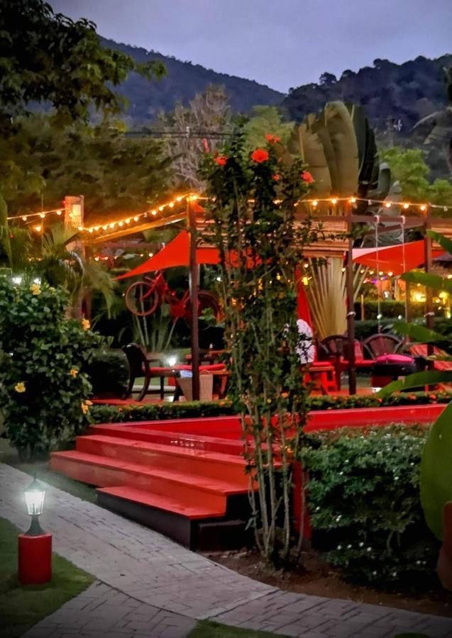 فندق Red Moon Hideaway كو تشانغ المظهر الخارجي الصورة